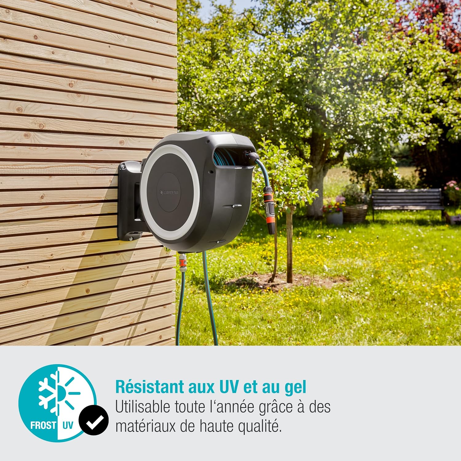 Gardena Enrouleur de Tuyau Mural Rollup L (Blanc) – Longueur 30m – Ø13mm– Garantie 5 Ans– Dévidoir pivotant à 180°– Kit Complet avec Lance, raccord, Tuyau et Support Mural Inclus (18627-20)