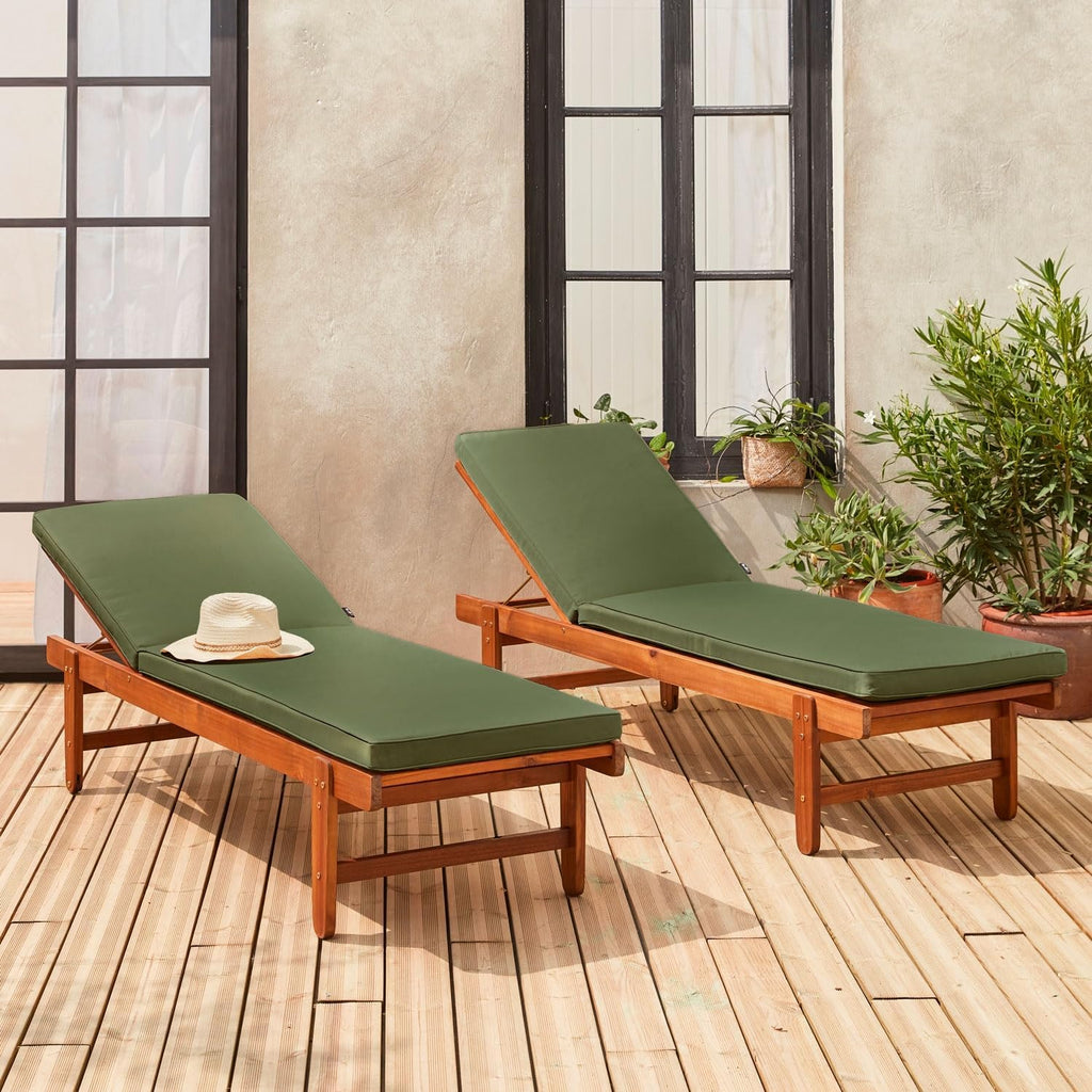 sweeek - Set de 2 Bains de Soleil en Acacia – Arequipa – Transats avec Coussins Kaki et roulettes. Multi Positions