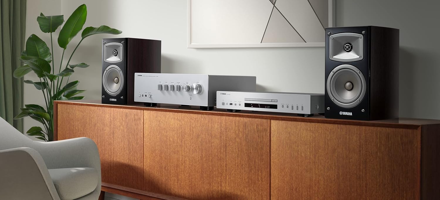 Yamaha CD-S303 lecteur CD avec Convertisseur Numérique-Analogique haute performance 24 bits/192 kHz, mode Pure Direct, Port USB, compatible Hi-Res Audio, Argent