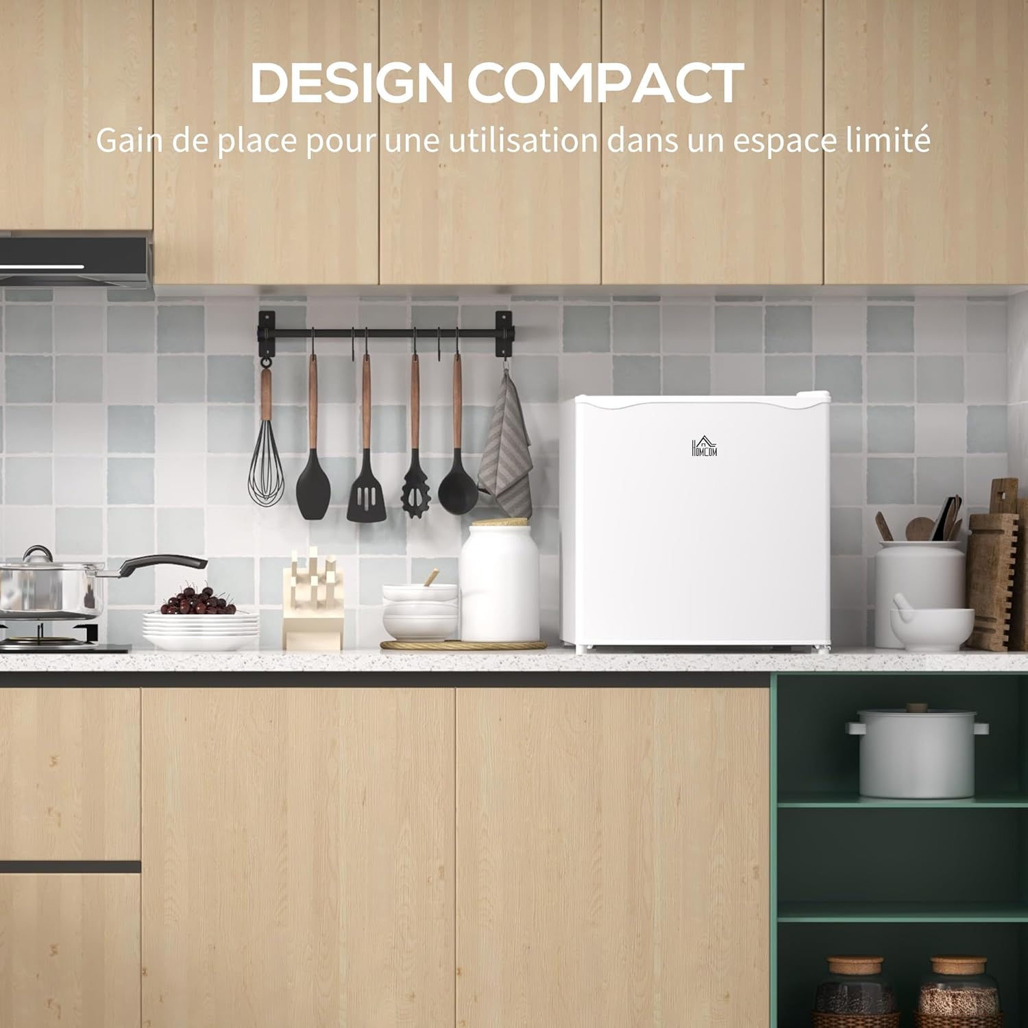HOMCOM Mini congélateur Température Réglable de -14 à -24°C Compact 35L - étagère Amovible - Porte réversible Classe E - 47 x 44,2 x 48,8 cm - Blanc