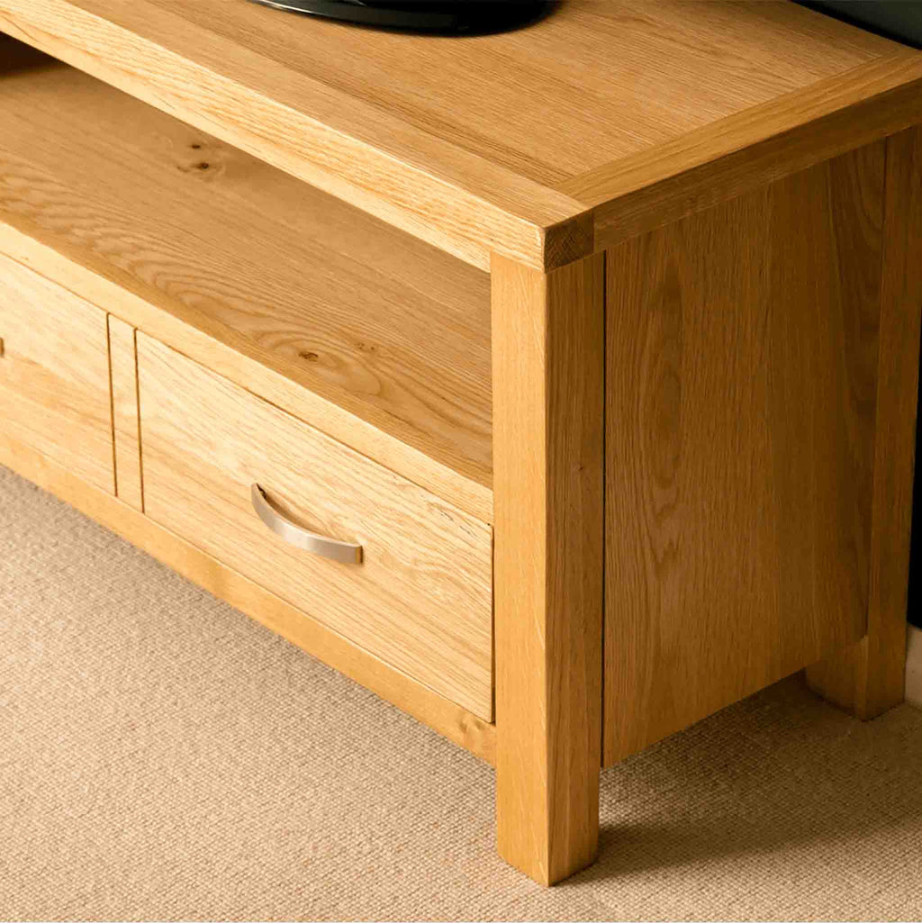 London Oak 90cm TV Stand
