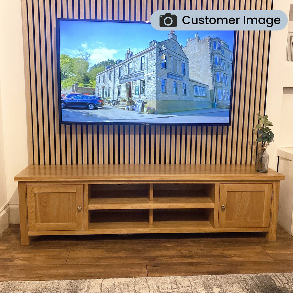 London Oak 180cm Extra Wide TV Stand