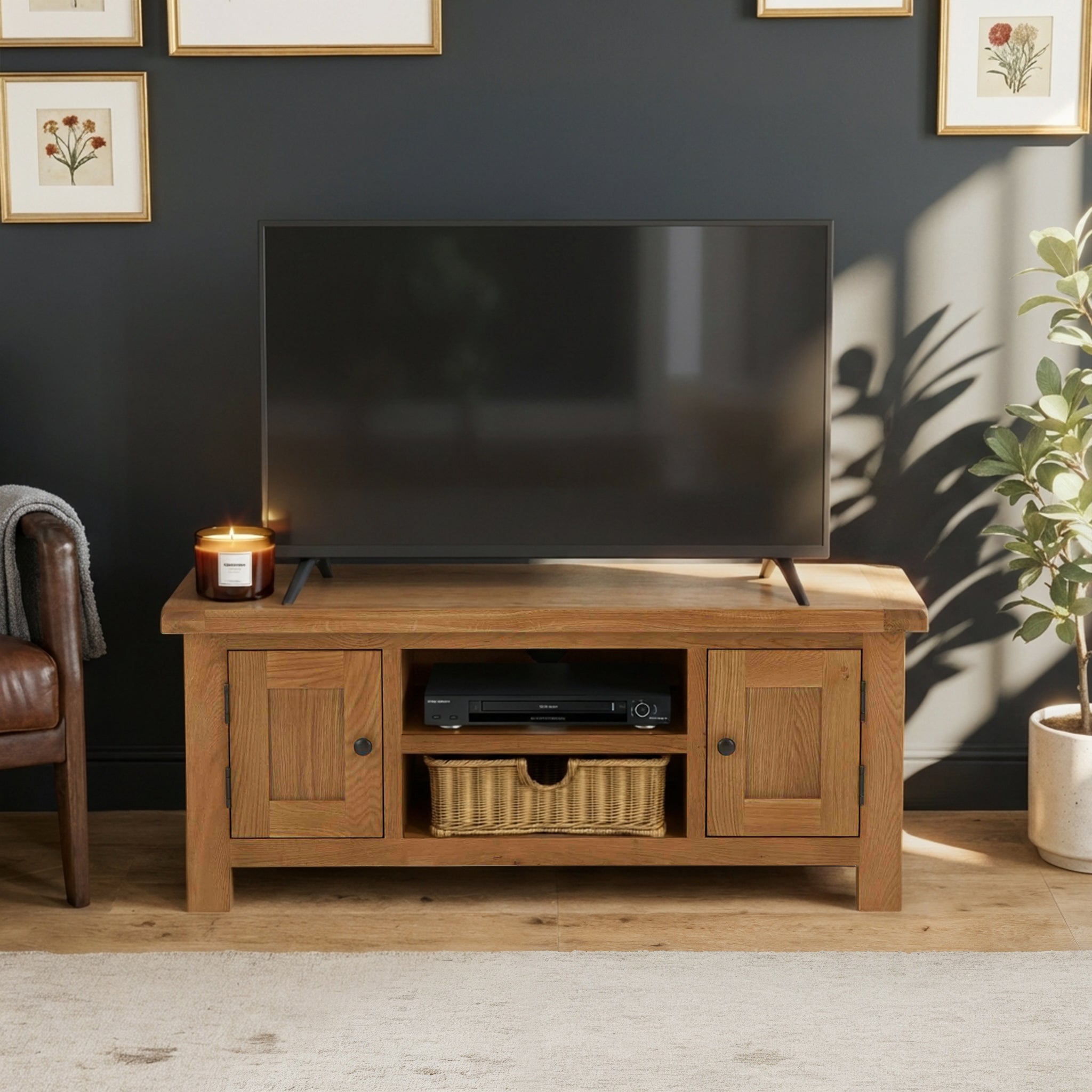 Zelah Oak 120cm TV Stand