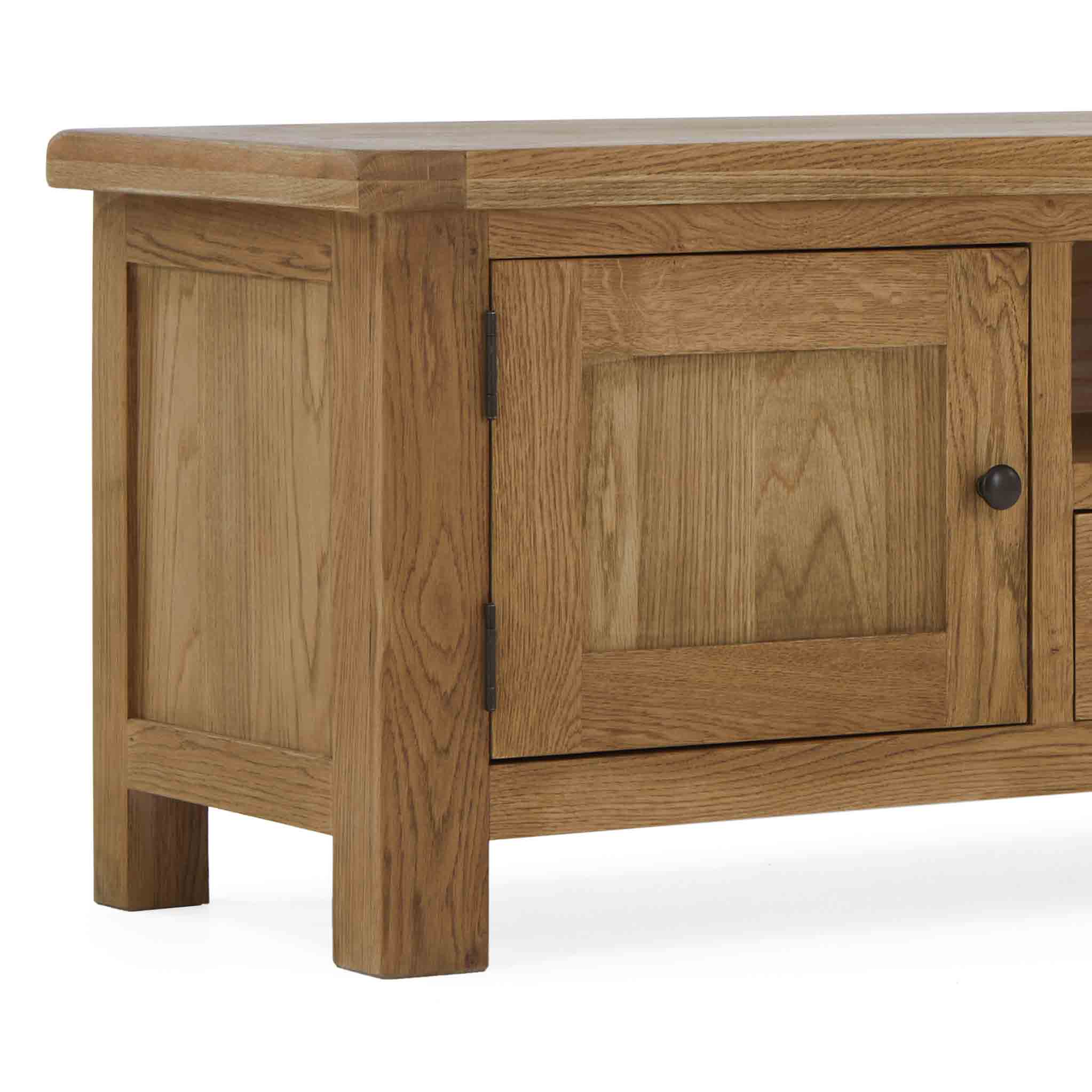 Zelah Oak Extra Wide TV Unit 200cm