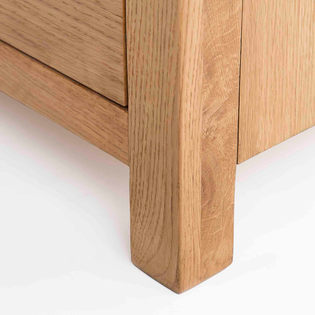 Surrey Oak 120cm TV Stand