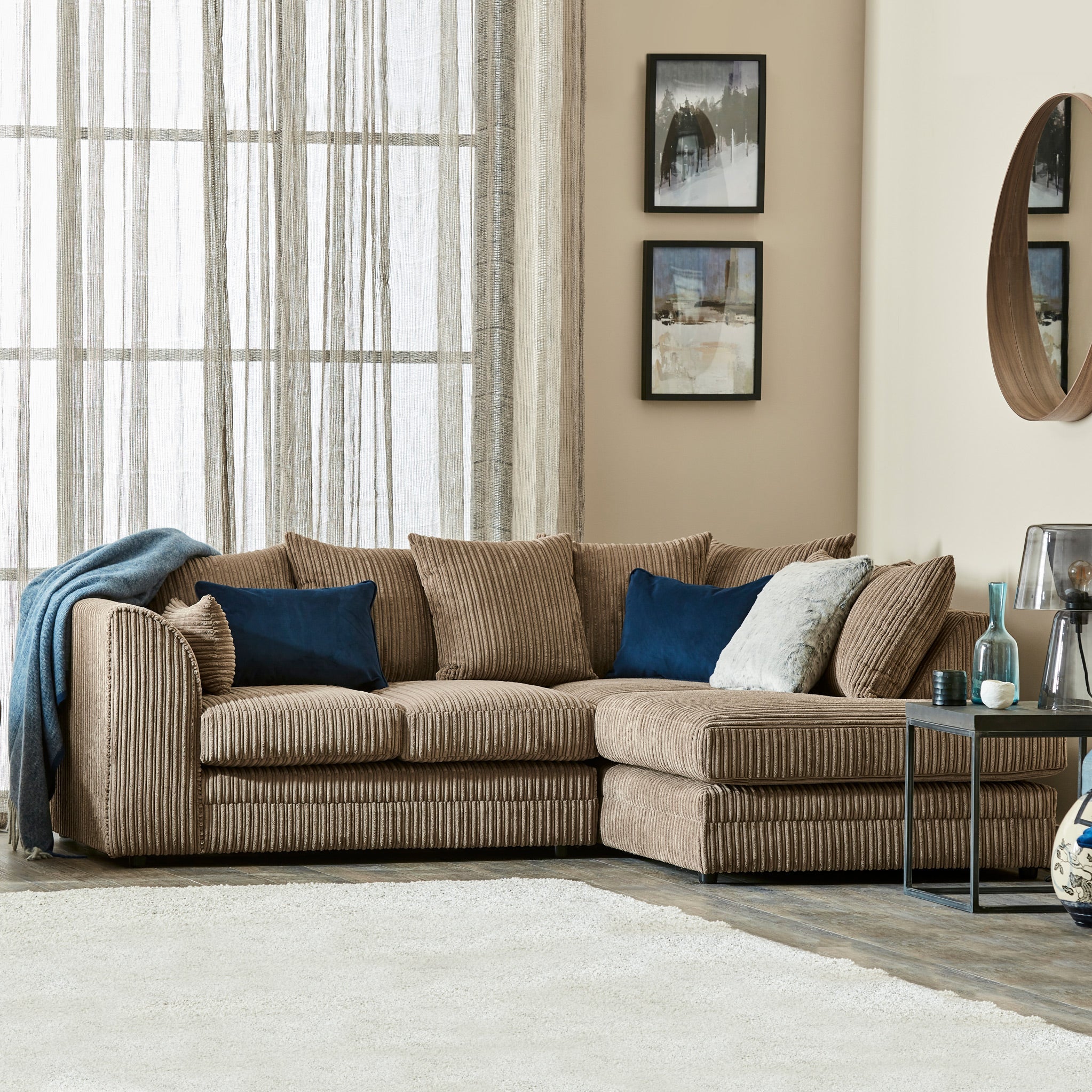 Bletchley Jumbo Cord Chaise Sofa