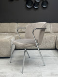 Chaise Velours Beige Anti-Tache – Structure Chromée