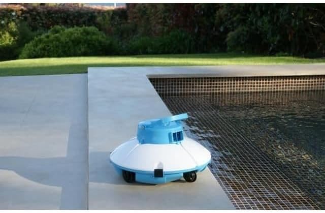 Bestway Robot Piscine Autonome Frisbee Bleu - Nettoyage Fond Plat - 5x3m Max