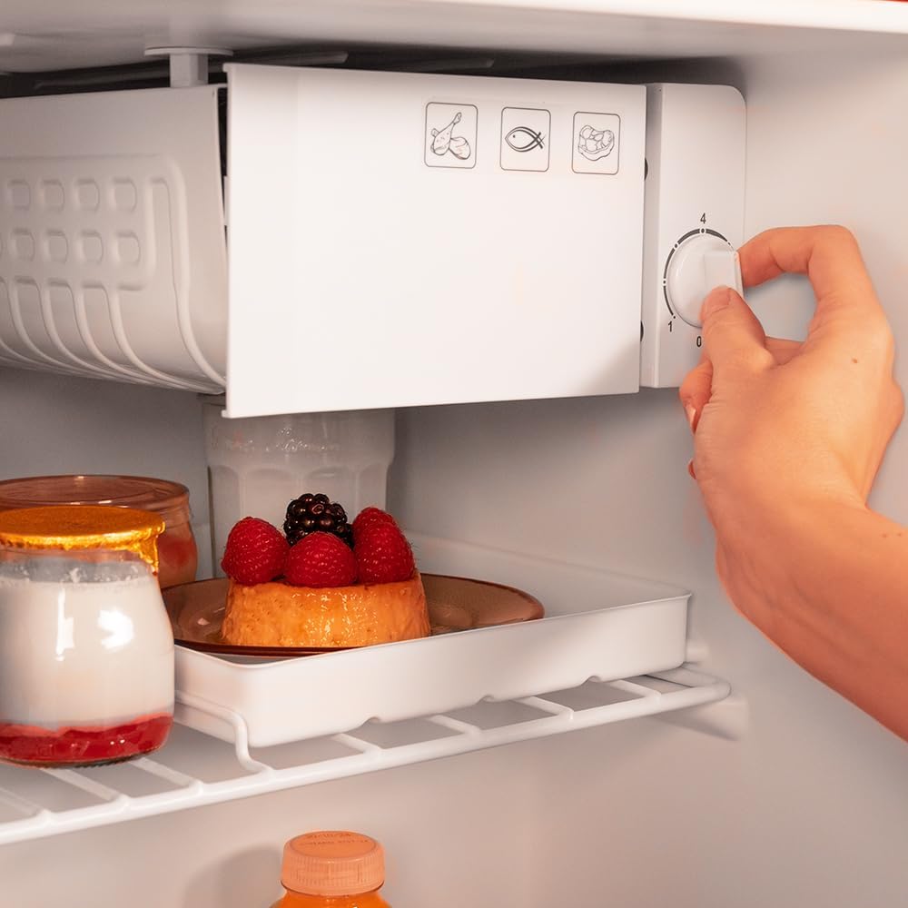 Mini Frigo Bolero CoolMarket TT Origin 45 Beige E. Réfrigérateur Hauteur 55cm et Largeur 44,7cm, Classe Énergétique E, Bac à Glace et Poignée Chromée, Beige