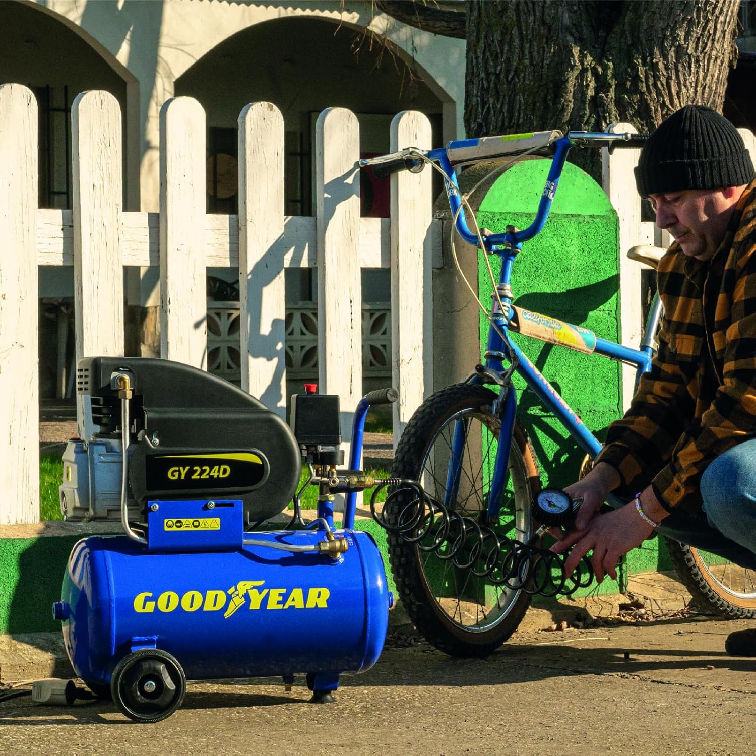 GOODYEAR - Compresseur d'air 50L 230V 8 bar 115 PSI Débit max 210 L/min Silencieux