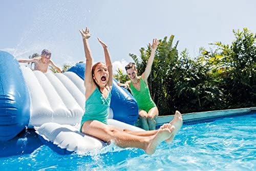 Toboggan gonflable Intex pour piscine enterrée
