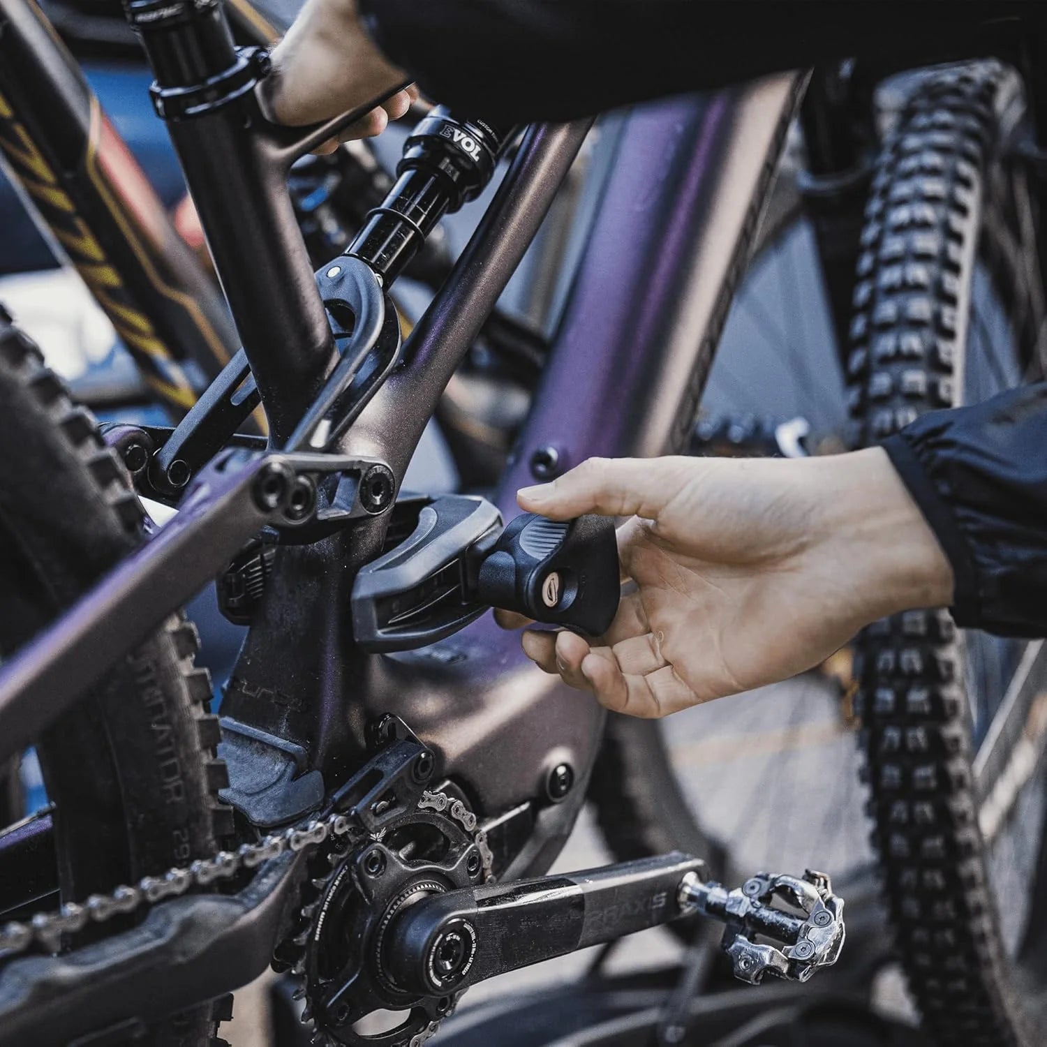 Thule EasyFold XT porte-vélos attelage 2 vélos, noir/aluminium