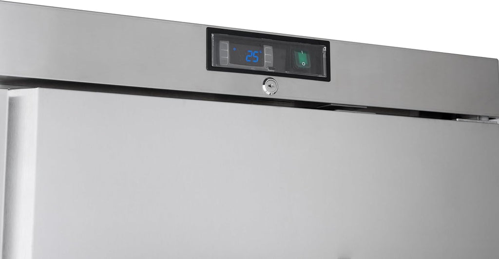 METRO Professional Réfrigérateur pro GRE6600S, Inox, 77.5x72x188.5cm, 380L, Réfrigération par air, 300W, avec serrure, 5 clayettes réglables, argenté