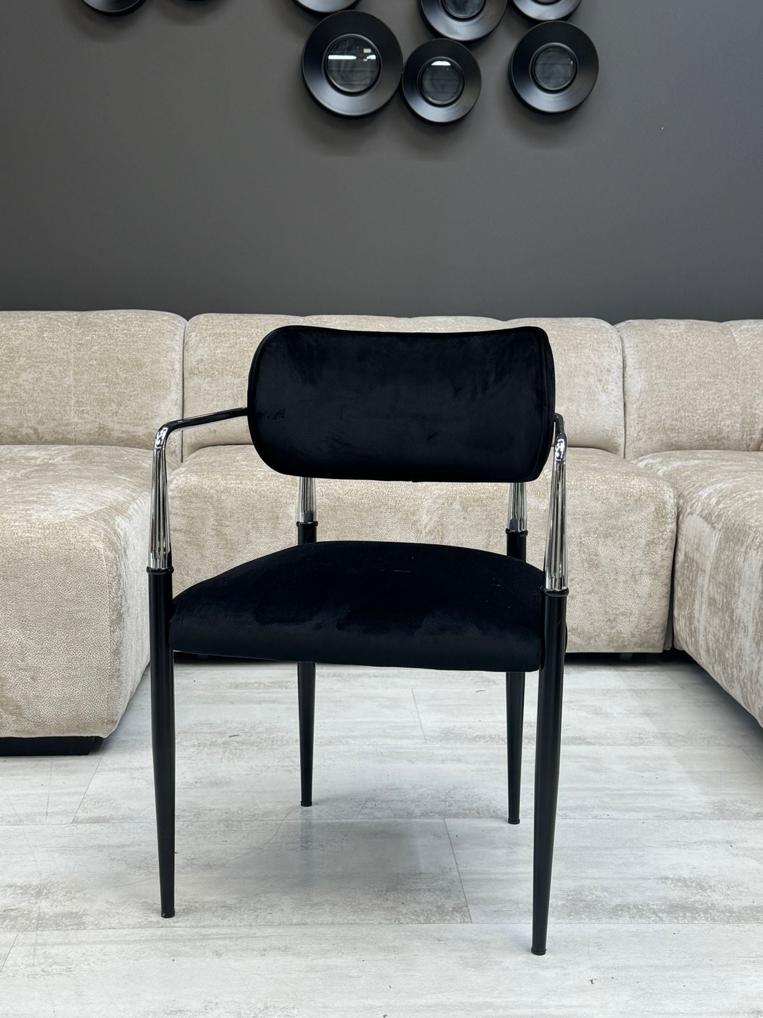 Chaise Design Velours Noir - Umay