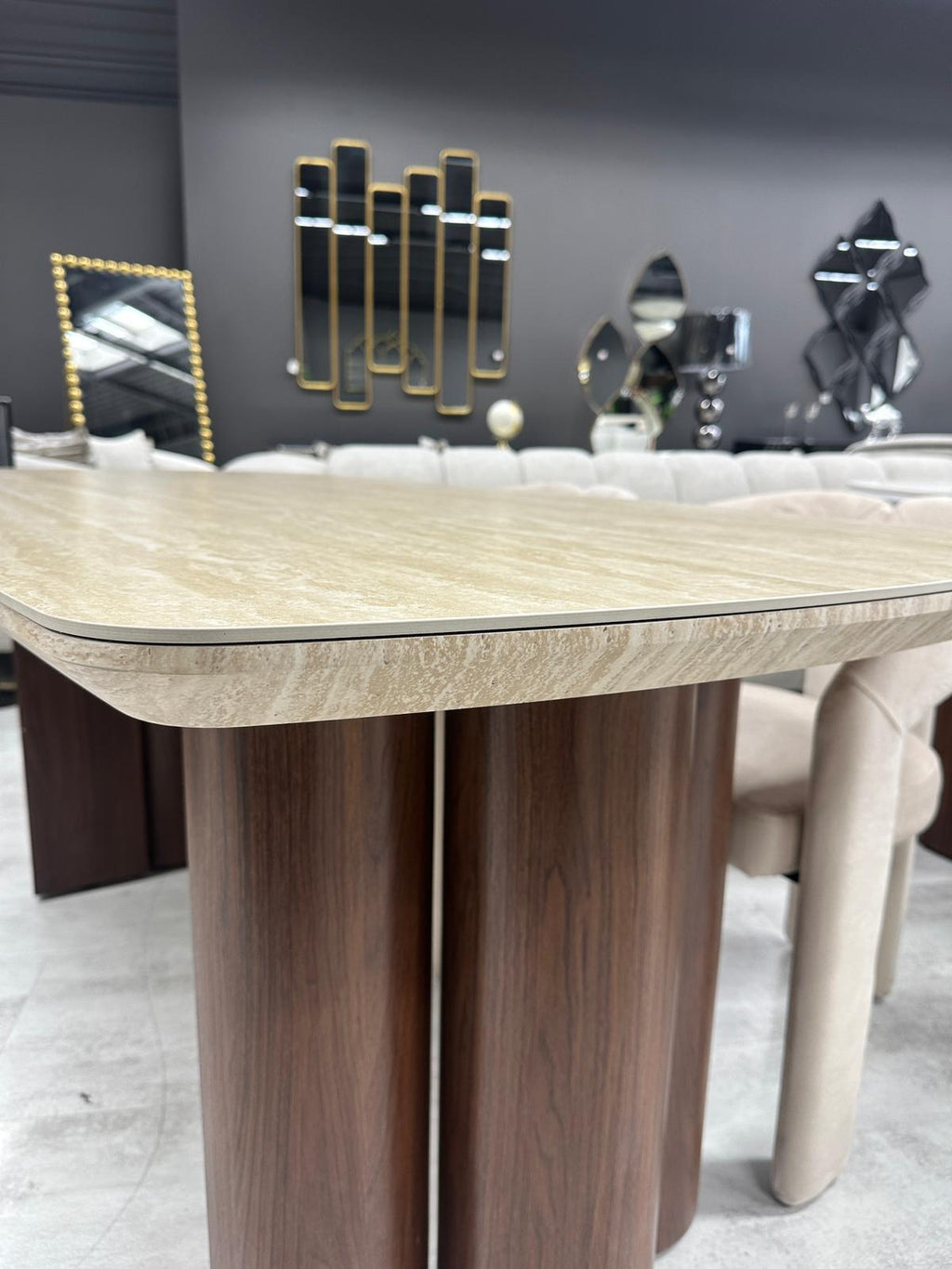 Table à manger Trinity Noyer Travertin 180 cm